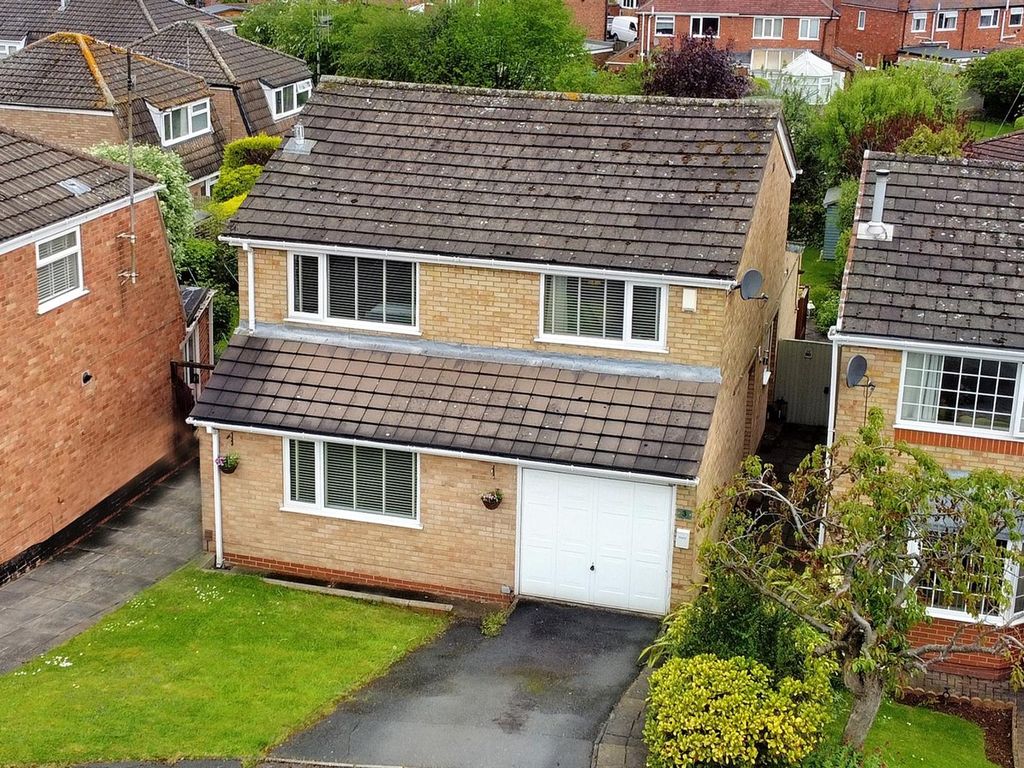 3 bed detached house for sale in Sussex Way, Sandiacre, Nottingham NG10