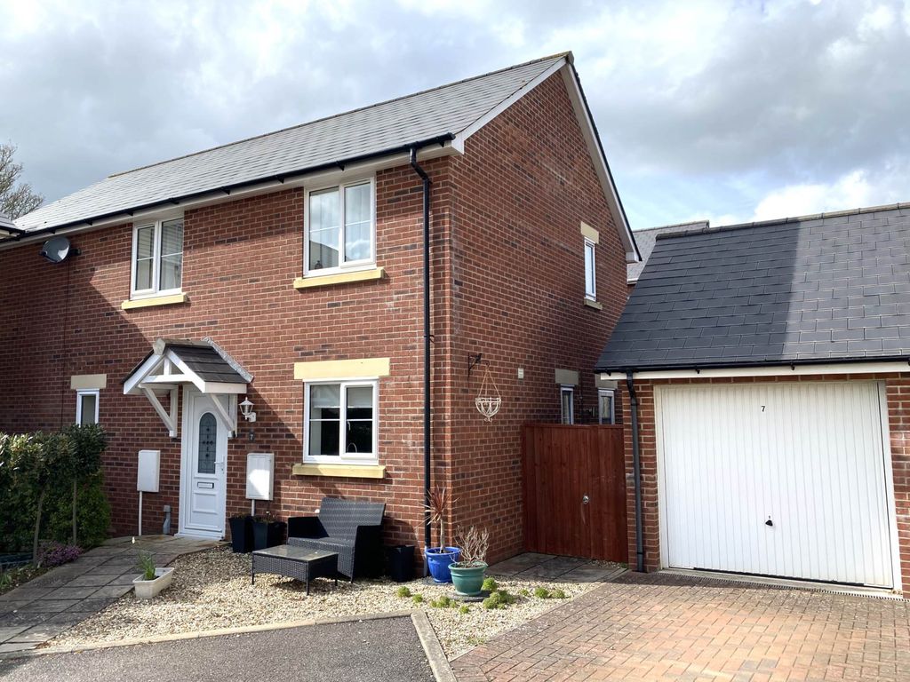 4 bed detached house for sale in Estuary View, Exmouth EX8, £495,000