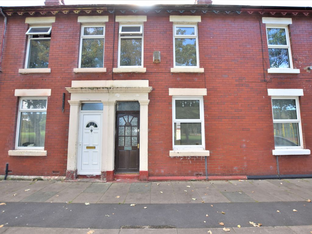 2 bed terraced house for sale in Claremont Road, Blackpool FY1 Zoopla
