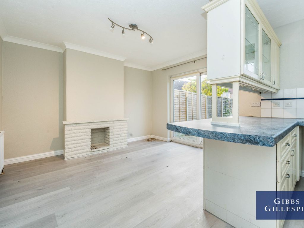 4 bed semidetached house to rent in Ludlow Close, Harrow HA2, £2,450 pcm Zoopla