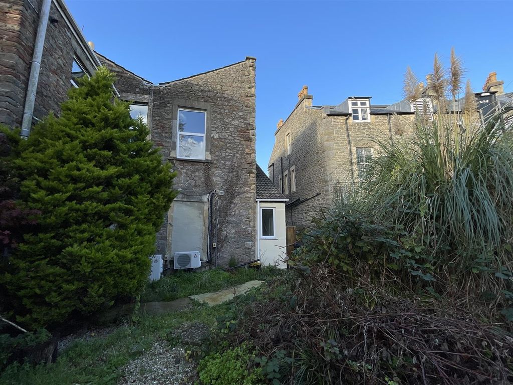 3 bed flat for sale in Old Church Road, Clevedon BS21, £170,000 Zoopla