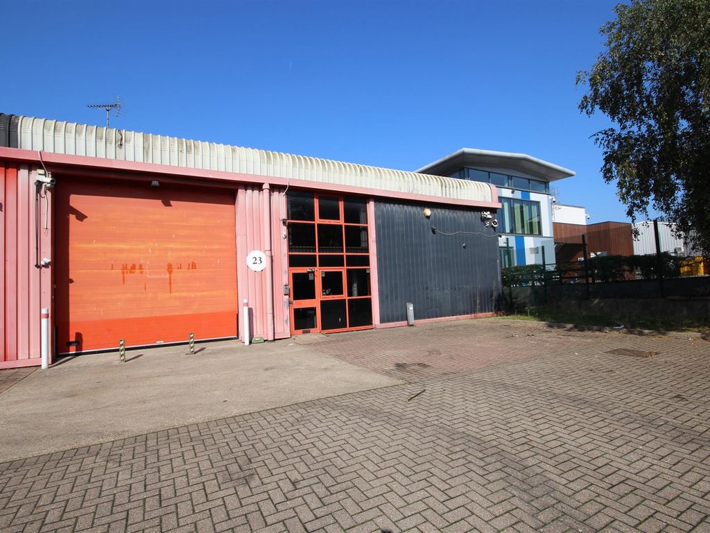 Warehouse to let in Coronation Road, London NW10, £153,996 pa Zoopla