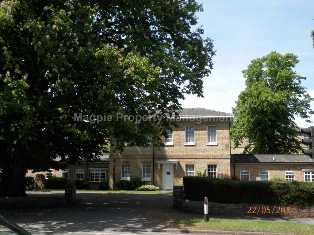 1 bed flat to rent in St Neots Road, St Neots PE19, £800 pcm Zoopla