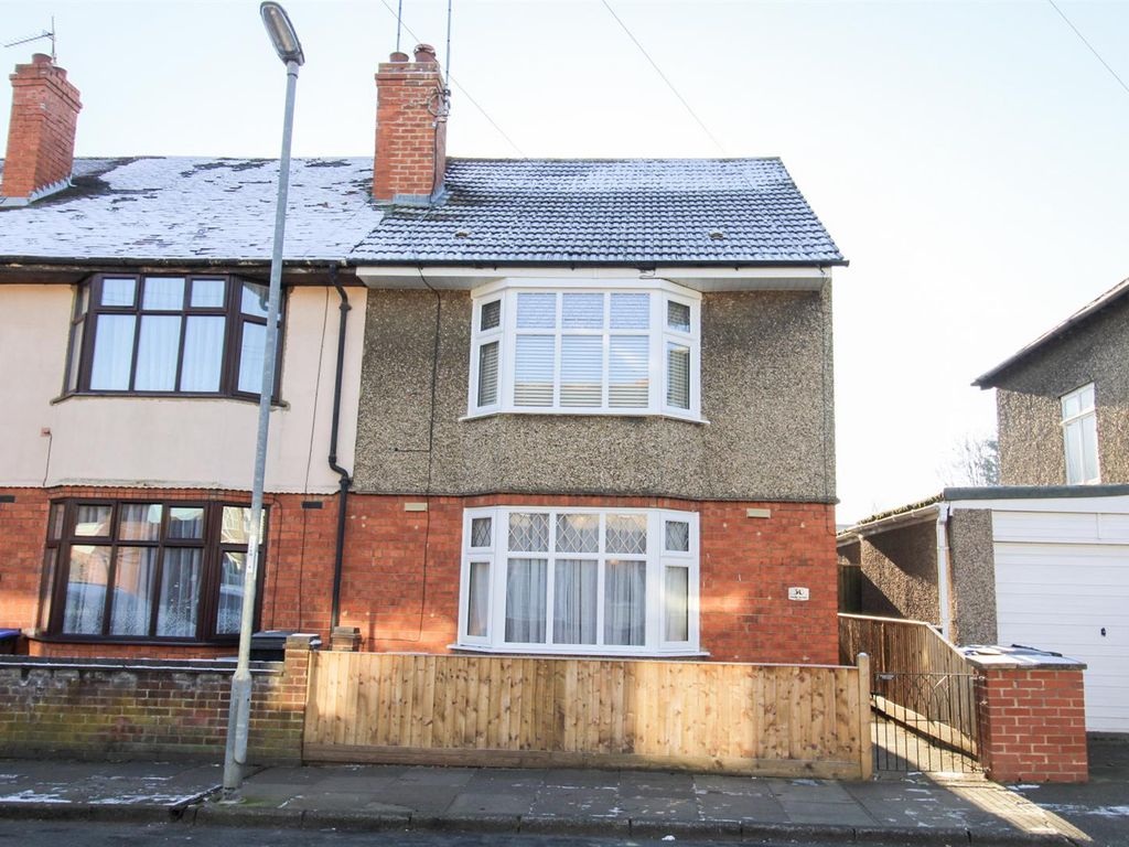 2 bed property for sale in Delapre Crescent Road, Northampton NN4 Zoopla