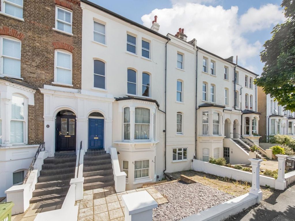 2 bed flat for sale in Rosendale Road, Dulwich, London SE21, £500,000