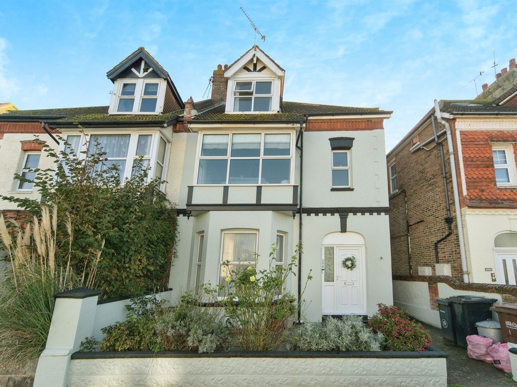 4 bed for sale in Albany Road, BexhillOnSea TN40, £440,000