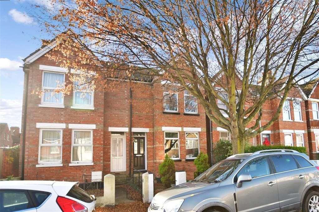3 bed terraced house for sale in Chart Road, Folkestone, Kent CT19 Zoopla