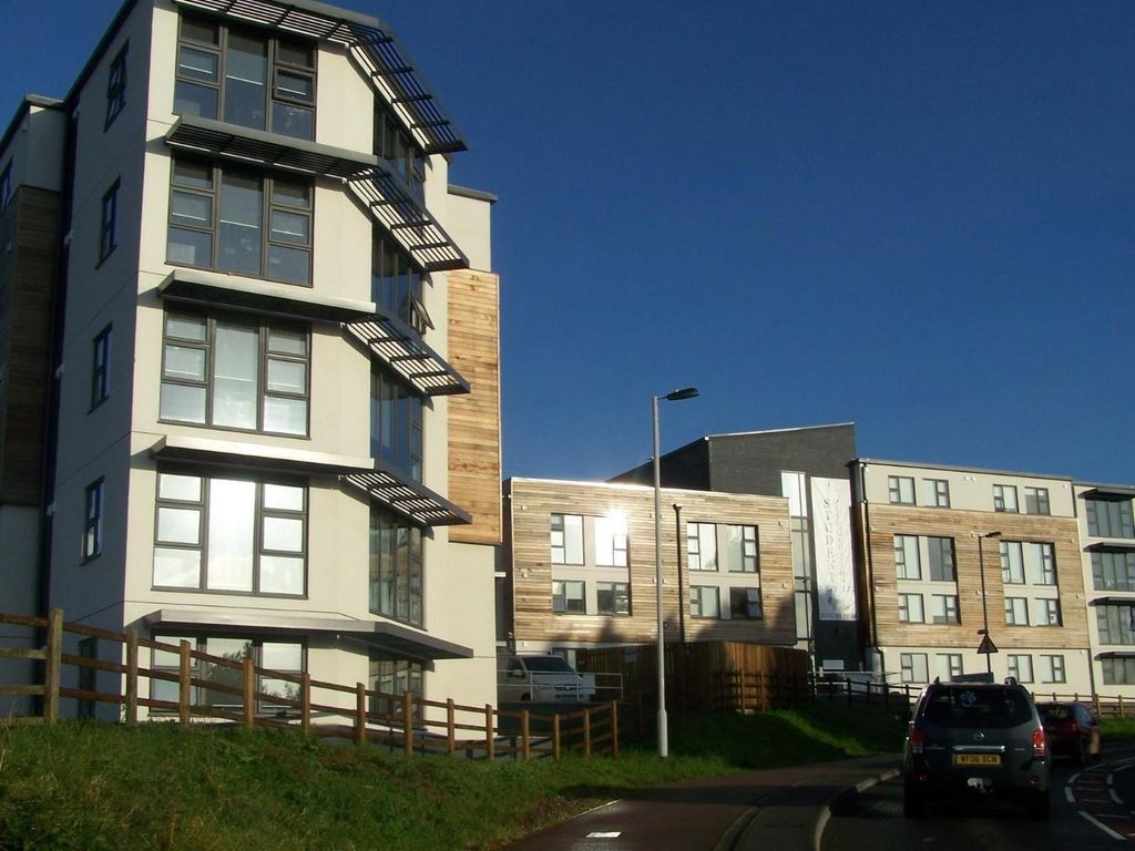 8 bed flat to rent in Plymbridge Lane, Derriford, Plymouth PL6, £563