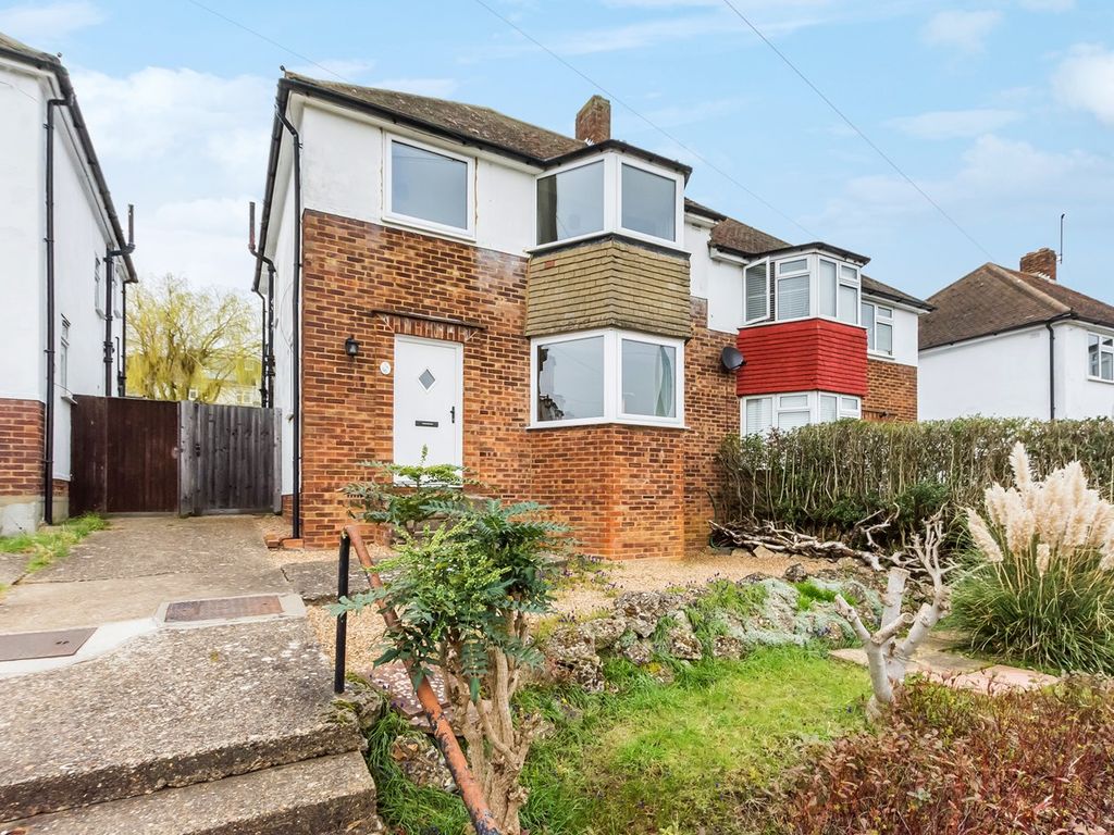 3 bed semidetached house for sale in Maylands Drive, Sidcup DA14 Zoopla