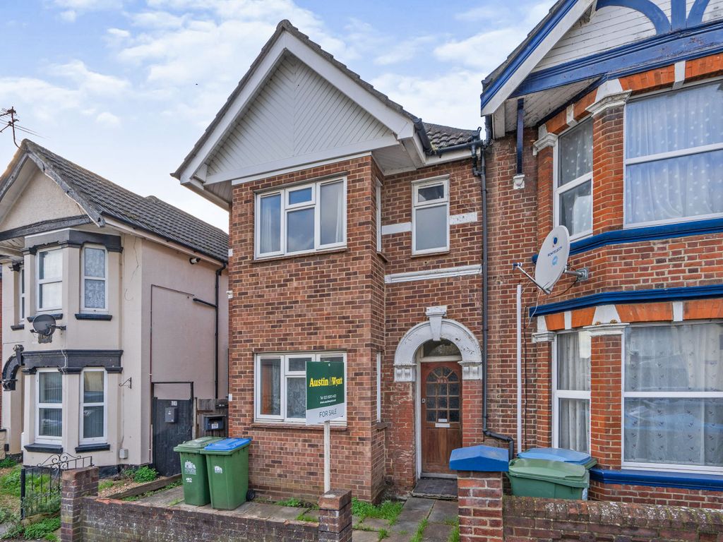Detached house for sale in Foundry Lane, Southampton SO15 Zoopla
