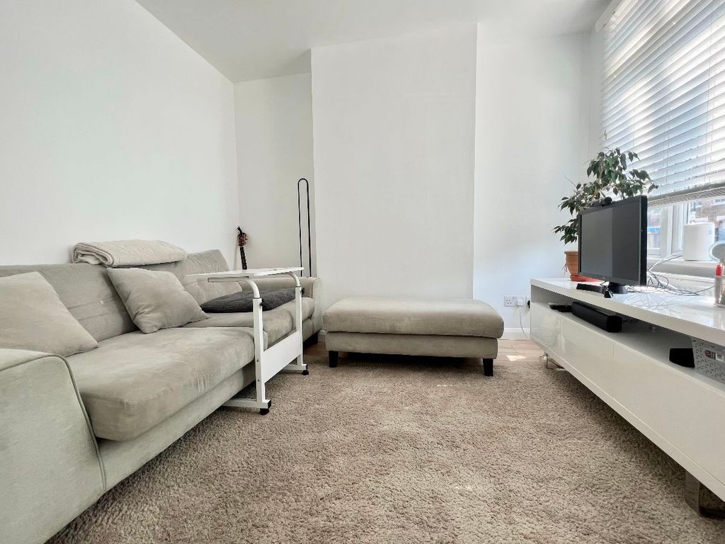 2 bed terraced house for sale in Exeter Road, Croydon CR0