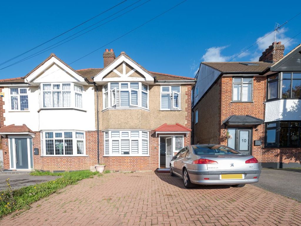 Mascalls Lane Brentwood CM14  