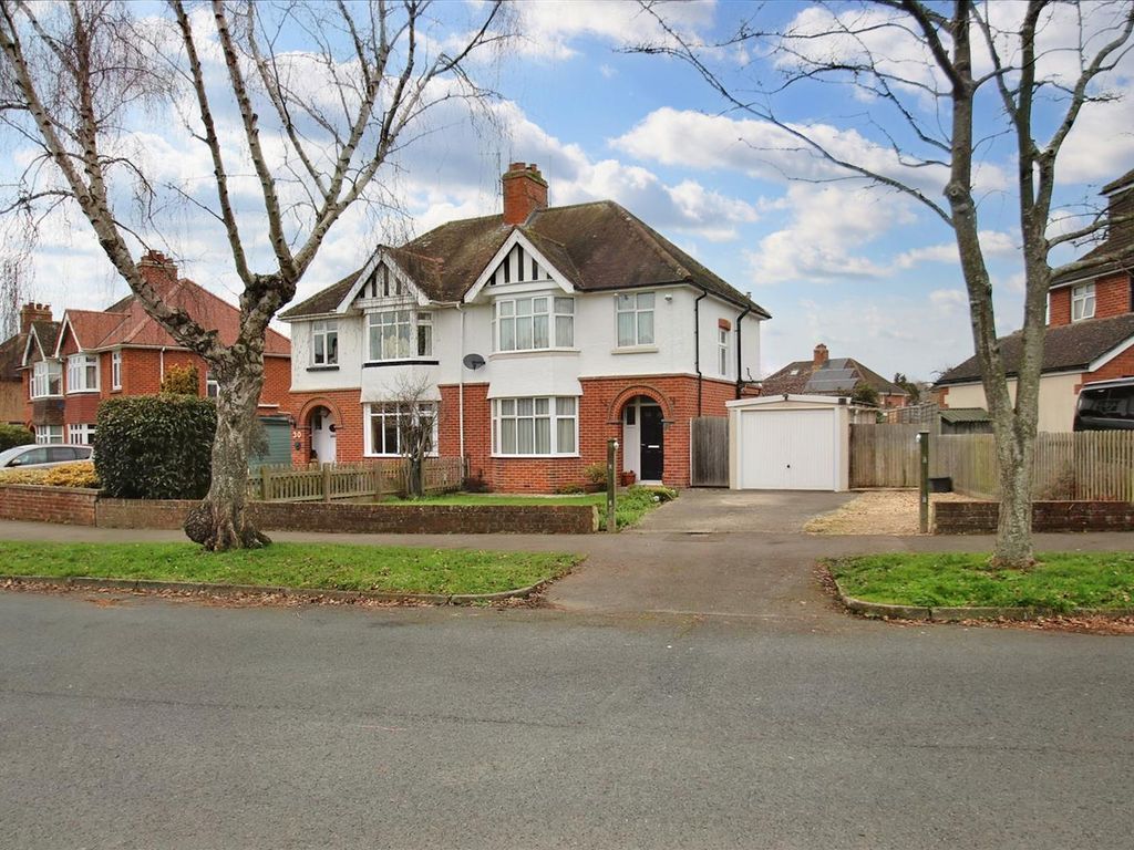 3 bed semidetached house for sale in Clarendon Avenue, Hilperton