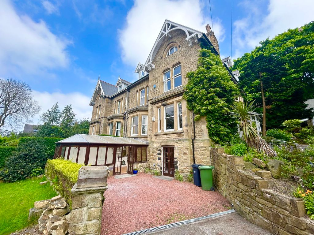 2 bed flat to rent in Sheriff Mount, Gateshead NE9, £1,000 pcm Zoopla