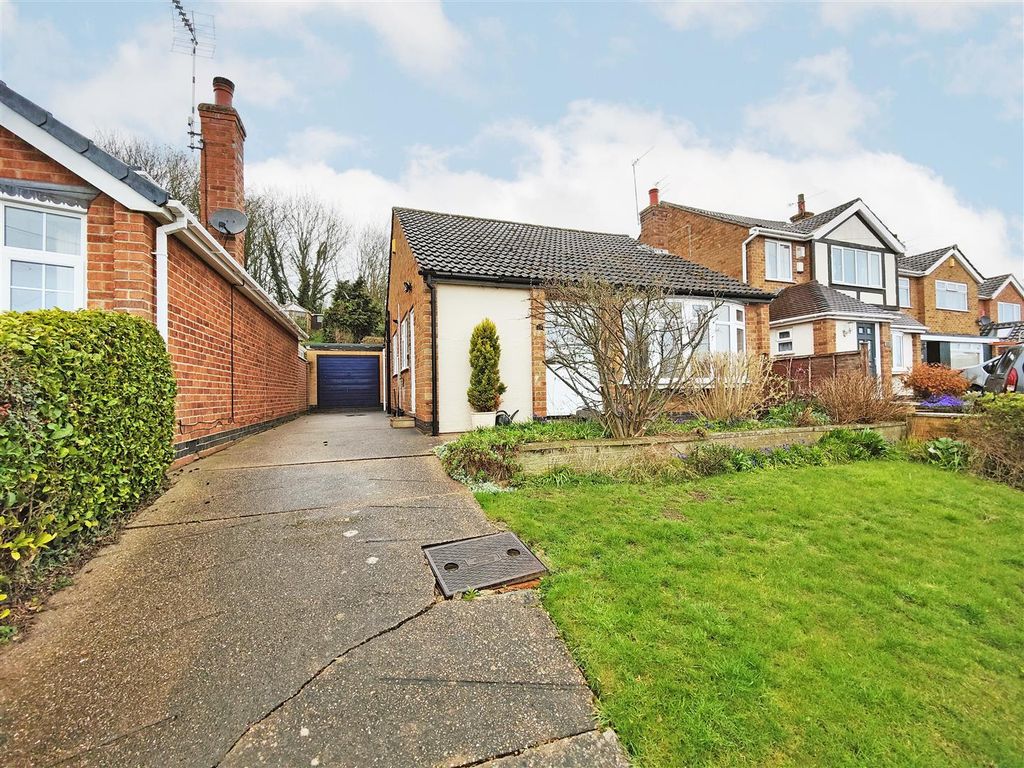 2 bed detached bungalow for sale in Bulcote Drive, Burton Joyce