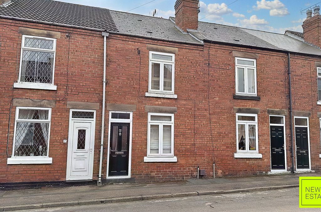 2 bed terraced house for sale in Victoria Street, Chesterfield S45, £