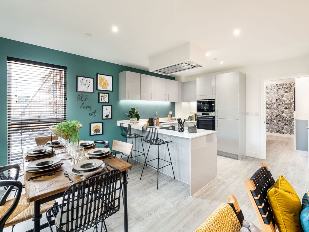 Matthias Road London N16  