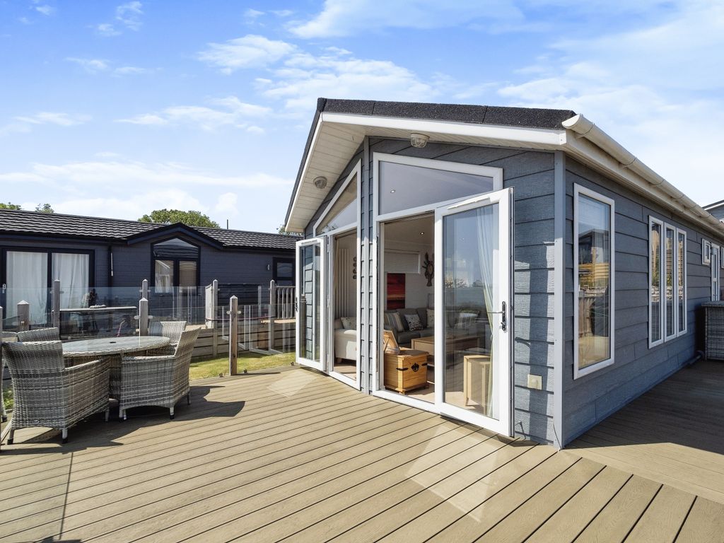 2 bed property for sale in Torquay Road, Shaldon, Teignmouth, Devon