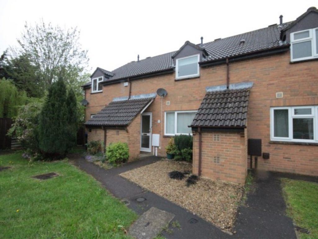 2 bed terraced house for sale in Osborne Close, Kidlington OX5, £