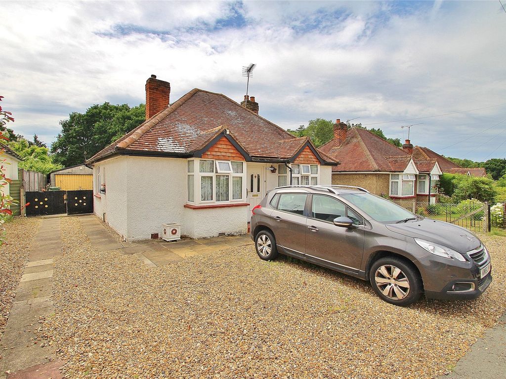 3 bed bungalow for sale in Chobham, Woking, Surrey GU24 Zoopla