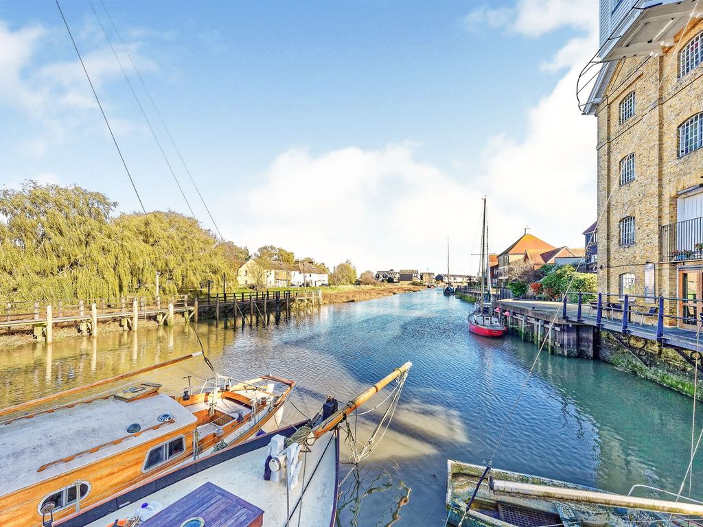 2 bed end terrace house for sale in Millers Cottages, Belvedere Road, Faversham ME13 Zoopla