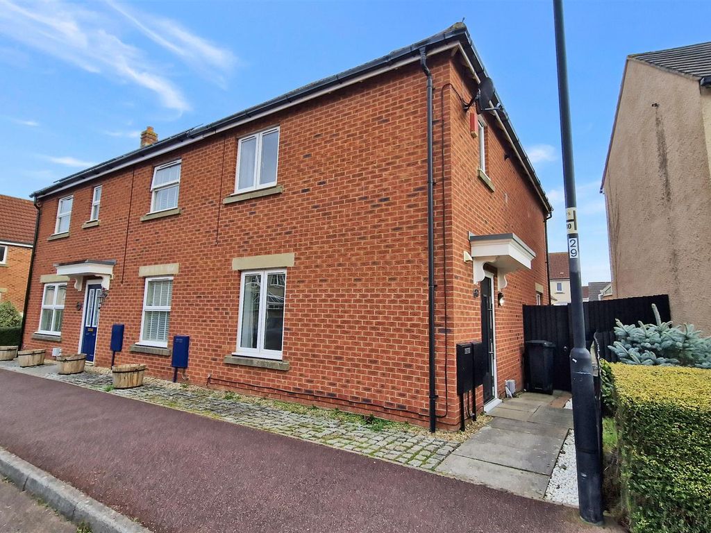 3 bed semidetached house for sale in Cedern Avenue, Elborough, Weston