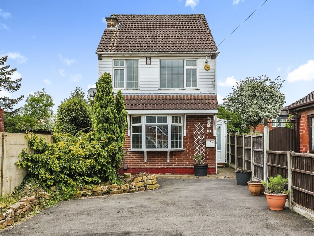 3 bed detached house for sale in Duke Street, Ilkeston DE7, £220,000