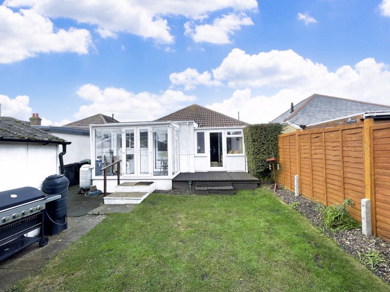 2 bed bungalow for sale in Walton Road, Oakdale, Poole BH15 Zoopla