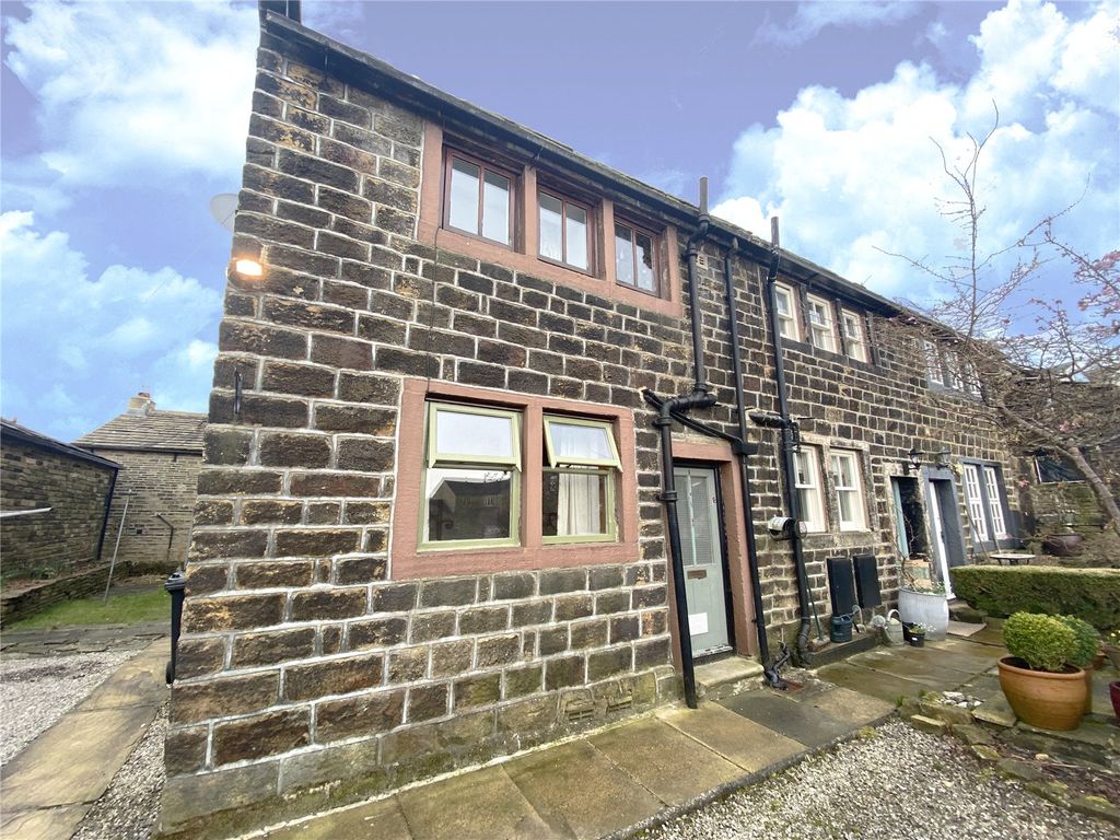 2 bed property to rent in Back Little Street, Haworth, Keighley BD22