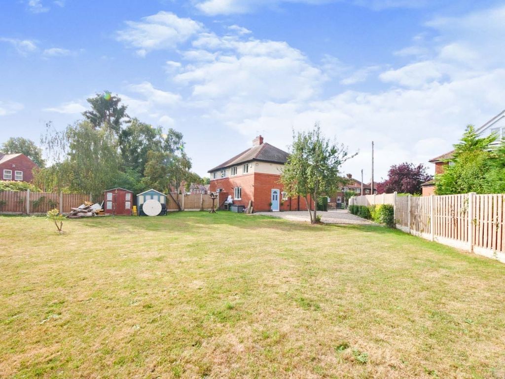 3 bed semidetached house for sale in Ashton Avenue, York YO30 Zoopla