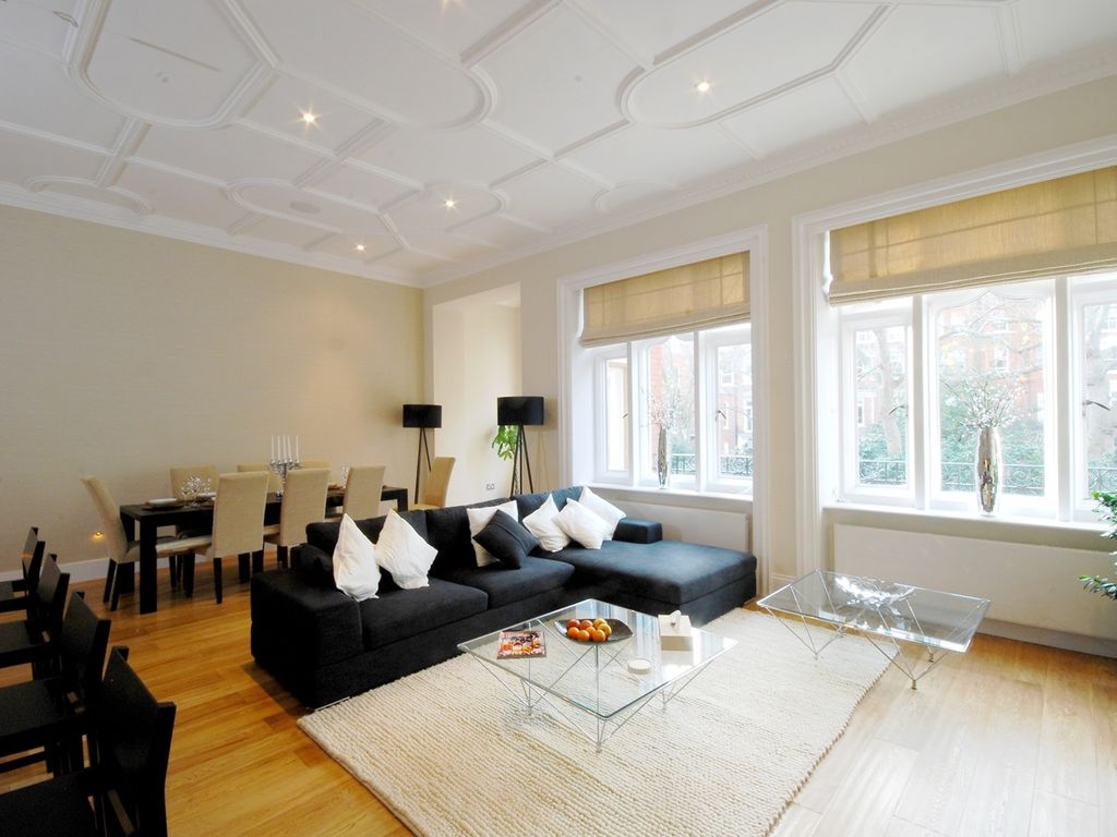 3 bed flat to rent in Lennox Gardens, London SW1X, £8,333 pcm Zoopla