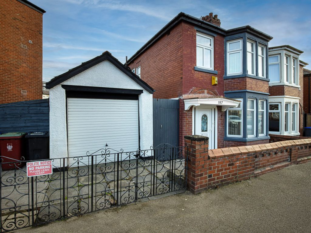 3 bed semidetached house for sale in Bloomfield Road, Blackpool FY1, £