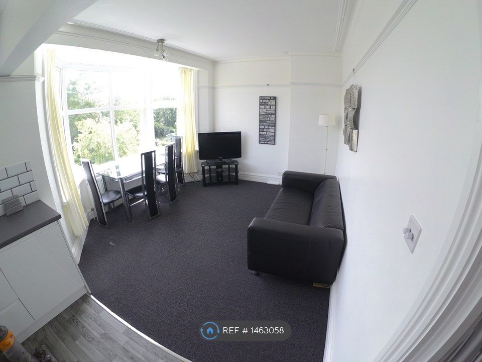 2 bed flat to rent in Wilbury Crescent, Hove BN3 Zoopla