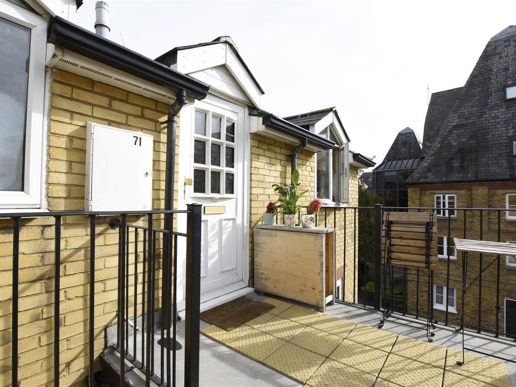 1 bed flat to rent in The Maltings, Clifton Road, Gravesend DA11, £950