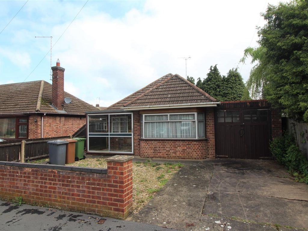 3 bed detached bungalow for sale in Francis Gardens, Peterborough PE1