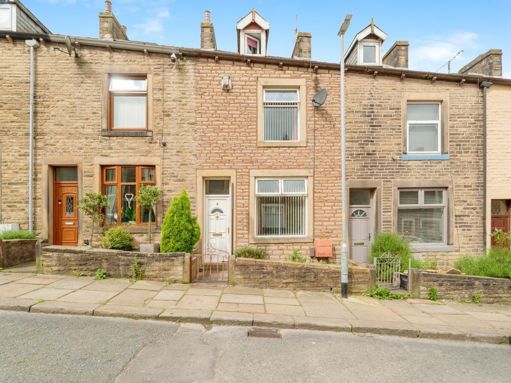 2 bed terraced house for sale in Rutland Street, Colne BB8, £120,000