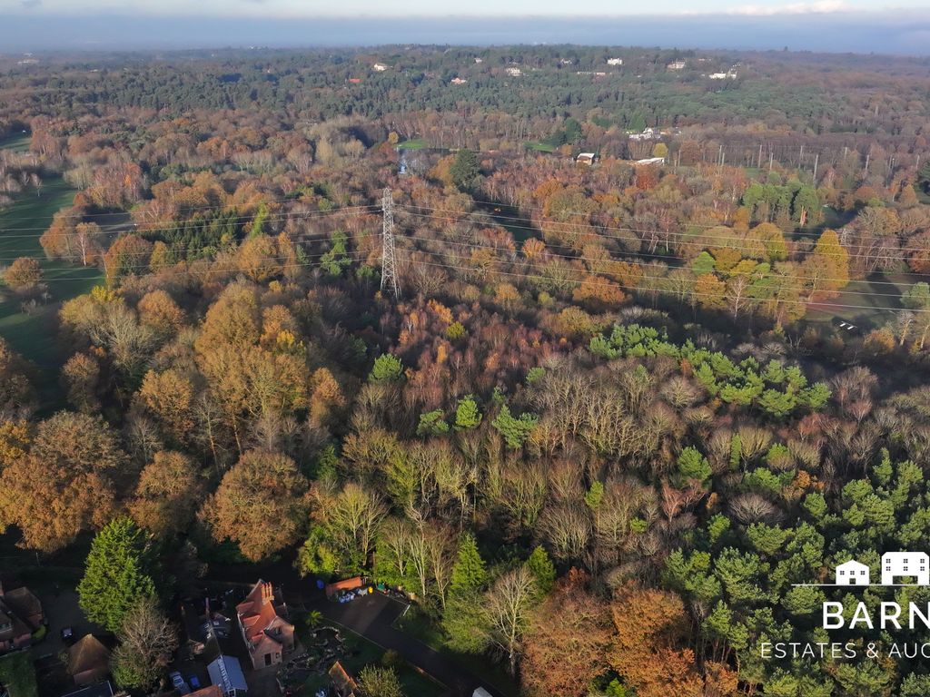 Land for sale in Redhill Road, Cobham KT11, £50,000 Zoopla