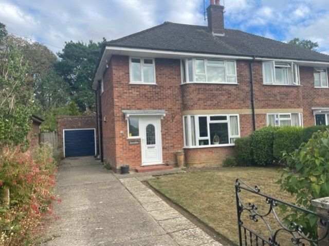 Highlands Road, Buckingham MK18  