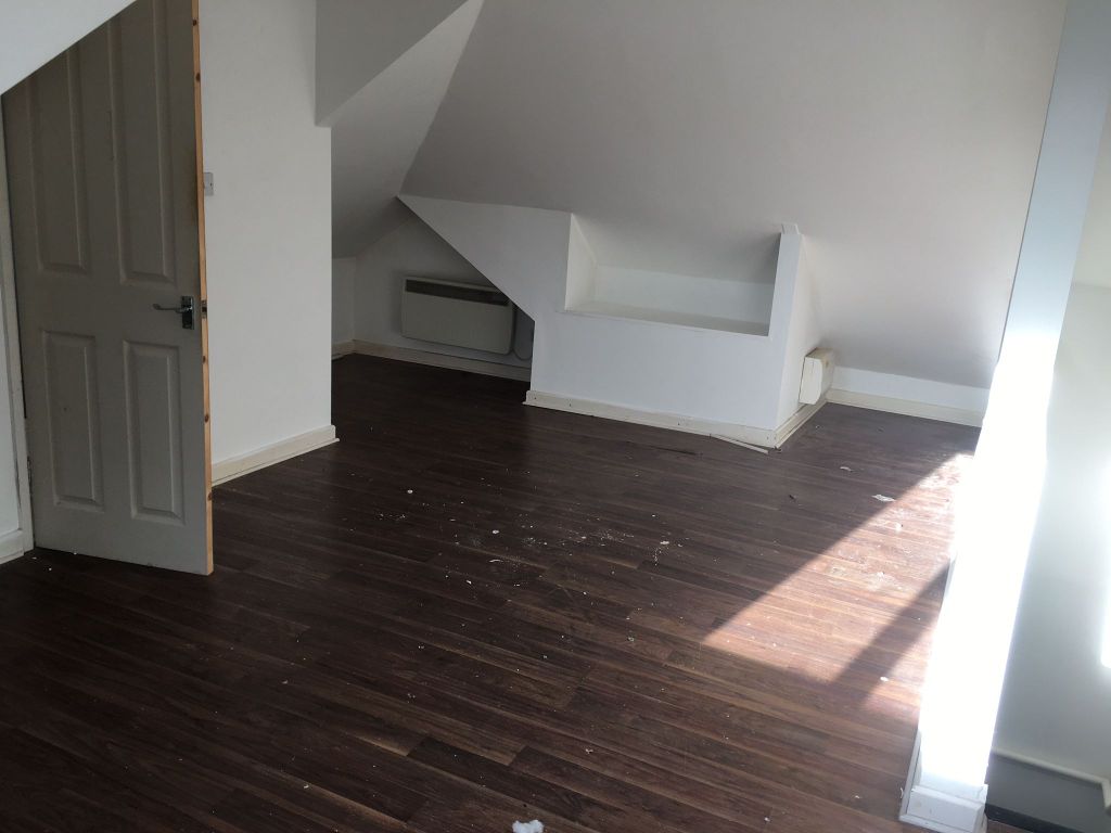 Studio to rent in Ref R180586, Bitterne Road West, Southampton SO18