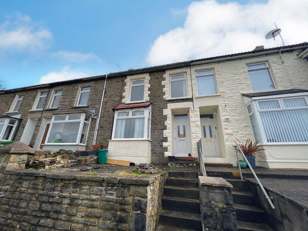 3 bed property to rent in Cilfynydd Road, Cilfynydd, Pontypridd CF37
