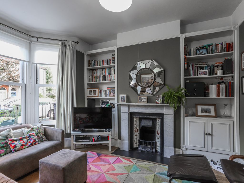 4 bed terraced house for sale in Moffat Road, London N13, £775,000 Zoopla