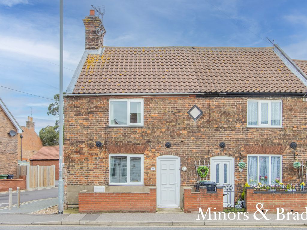 3 bed end terrace house for sale in High Street, CaisterOnSea, Great