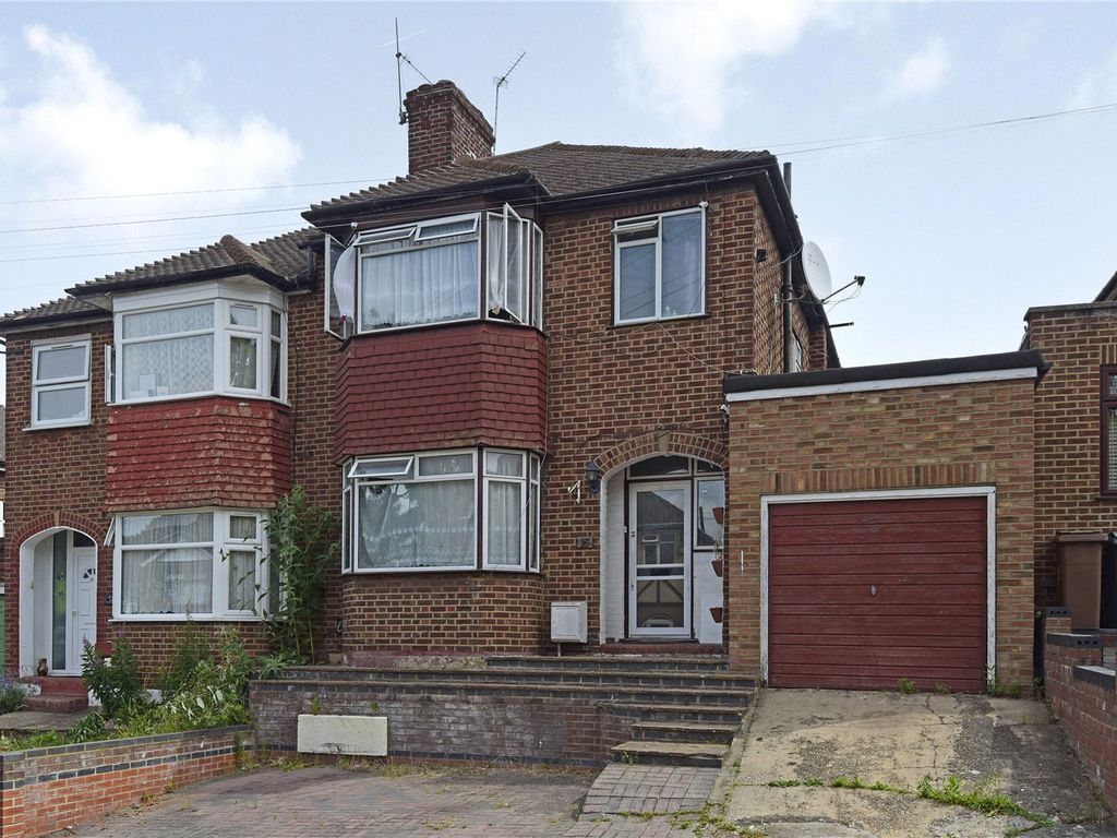3 bed semidetached house for sale in Grantock Road, Walthamstow