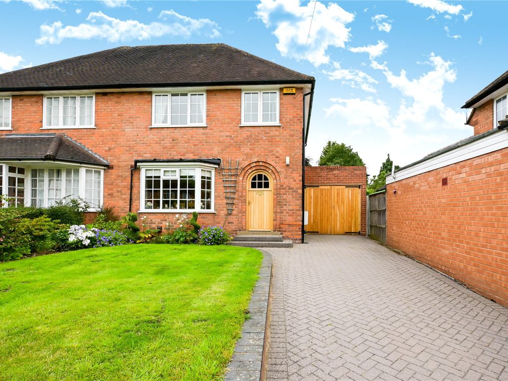3 bed semidetached house for sale in Iris Close, Bournville Village