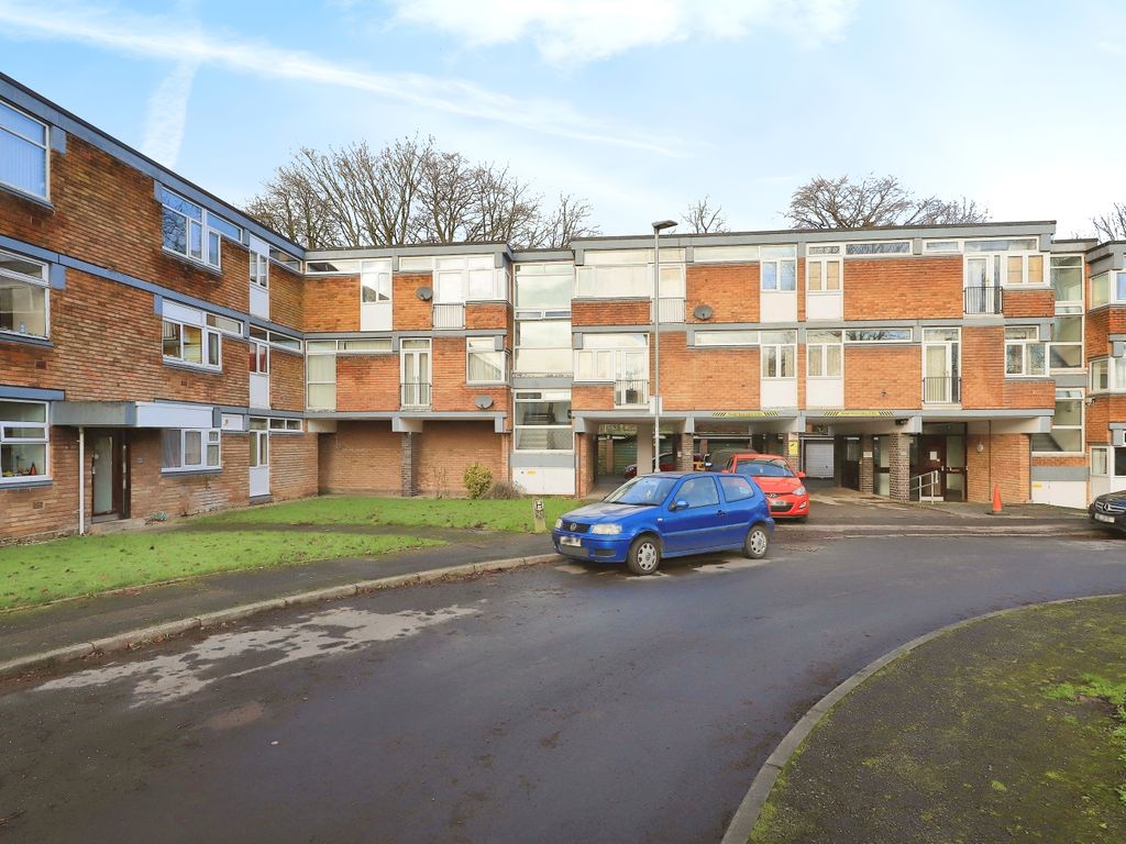 2 bed flat for sale in The Lindens, Newbridge Crescent, Wolverhampton