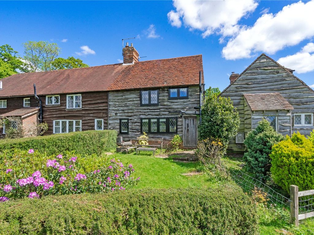 2 bed terraced house for sale in Windmill Lane, Wadhurst, East Sussex