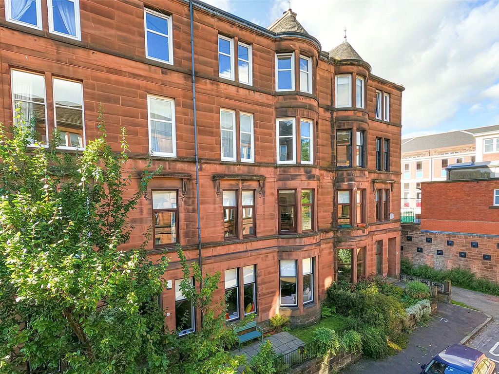 2 bed flat for sale in Dryburgh Gardens, North Kelvinside, Glasgow G20