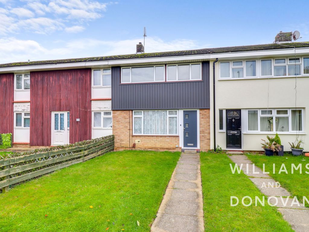 3 bed terraced house for sale in Woolmer Green, Laindon, Basildon SS15, £295,000 Zoopla