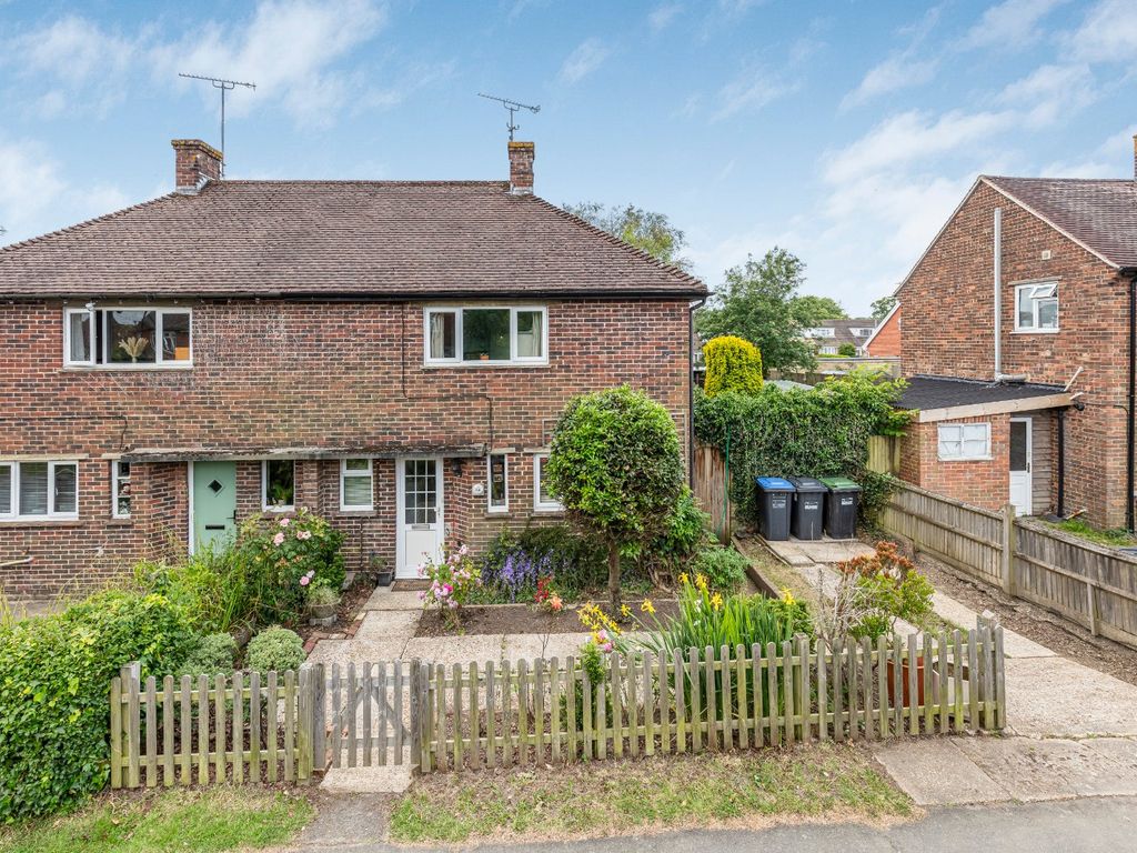 3 bed semidetached house for sale in Woodland Avenue, Burgess Hill