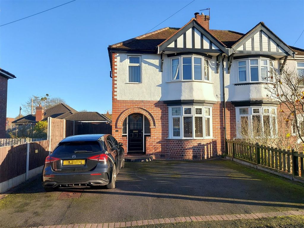 3 bed semidetached house for sale in Street, StourportOn